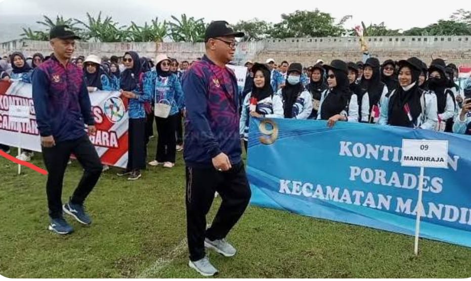 3.283 Aparatur Desa di Kabupaten Banjarnegara mengikuti Pembukaan PORADES Tahun 2023